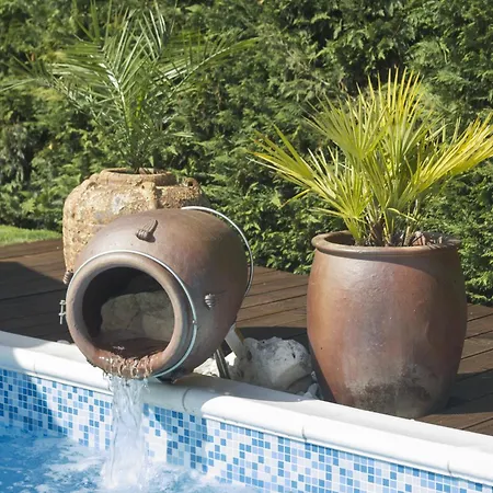 Santa Domenica Near Porec With Play Room, Beautiful Tavern & Garden Βίλα
